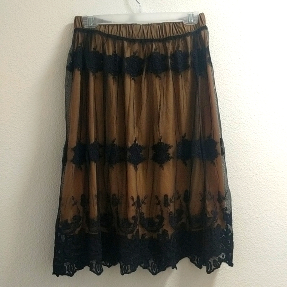 Lapis   Cute Lacey Skirt Size M. Great Condition - Picture 3 of 9